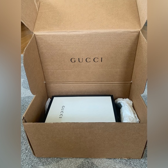 Gucci Neo-Vintage GG Supreme Shoulder Bag NWT - Picture 16 of 16